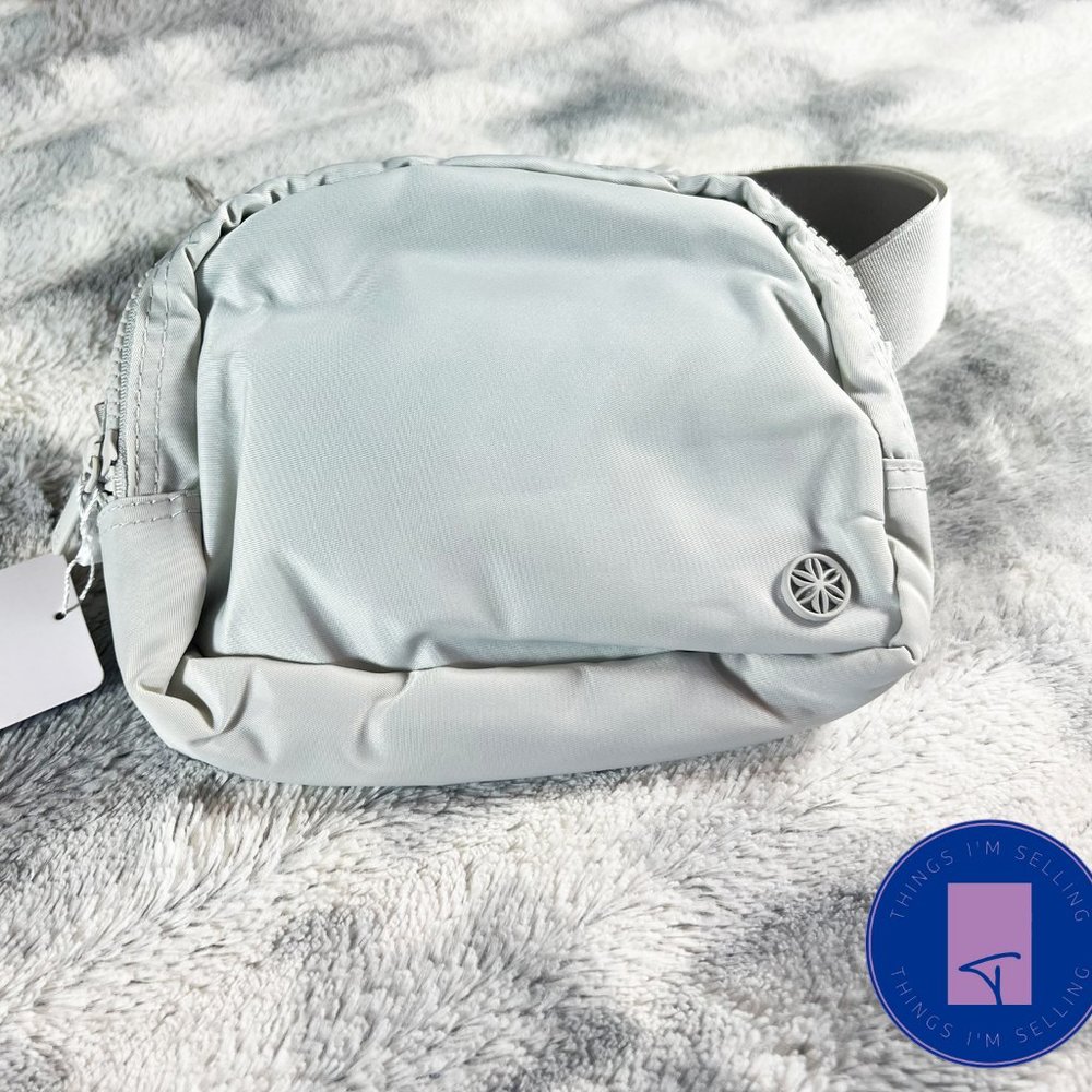 NWT GAIAM Waist Pack Sidekick FannyPack Crossbody Nylon Gray Weather Resistant
